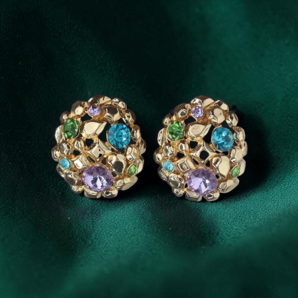 Stellar Cluster Studs